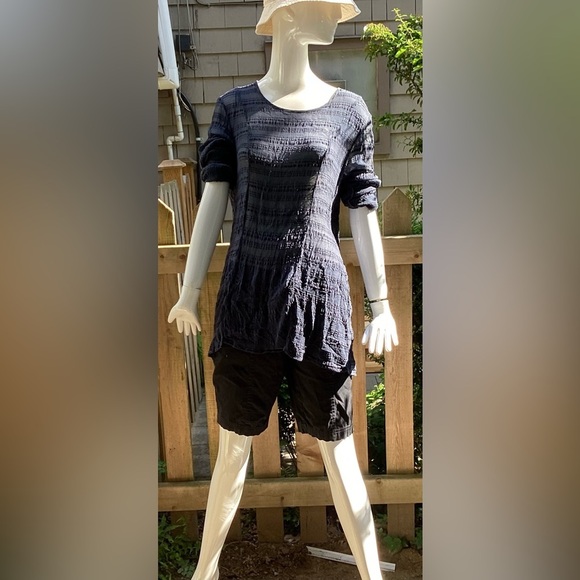 Grizas sheer long sleeve blue top XL
Soft fine fabric with some stretch - Picture 2 of 13